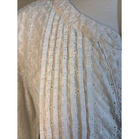 Fever White Eyelet Pintuck Boho Blouse Women’s L Cotton Peasant Top - Picture 8 of 16
